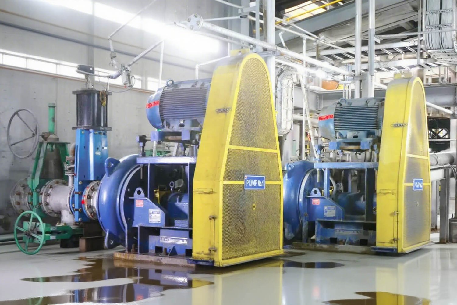 Решения по транспортировке пульпы и услуги на месте для дноуглубительных работ на озере